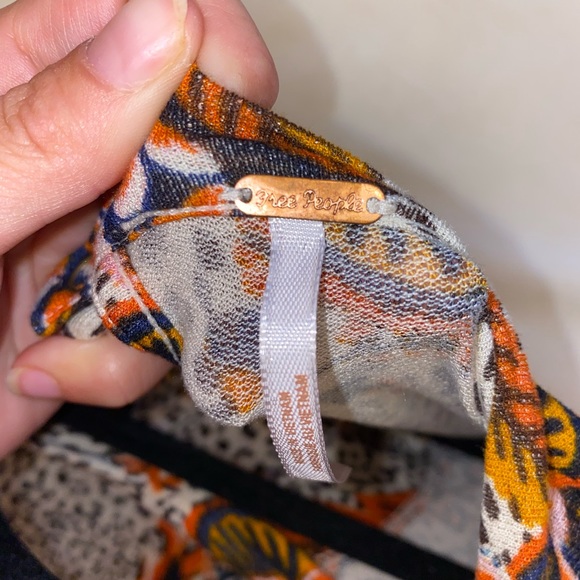 Free people blouse tee shirt - Picture 2 of 3